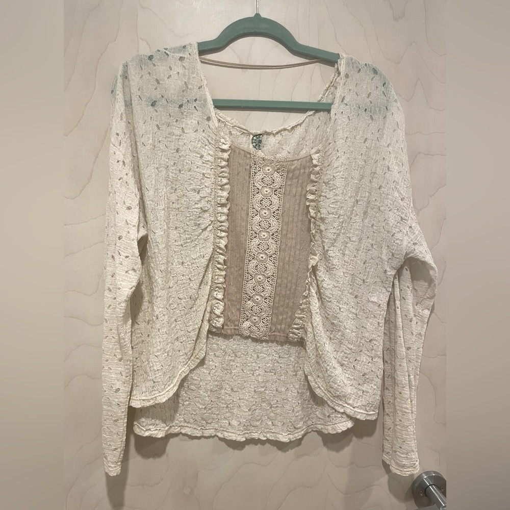 Free People - Vintage crop, sheer front!